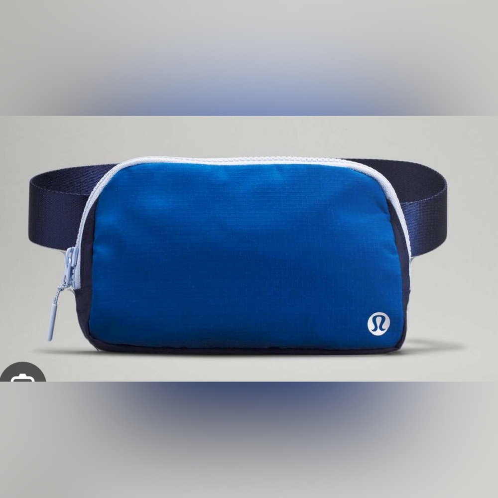 Lululemon Everywhere Belt Bag 1L - Symphony Blue / Night Sea